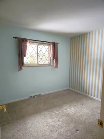 $319,900 | 4835 Staten Drive, Jackson, MI 49201