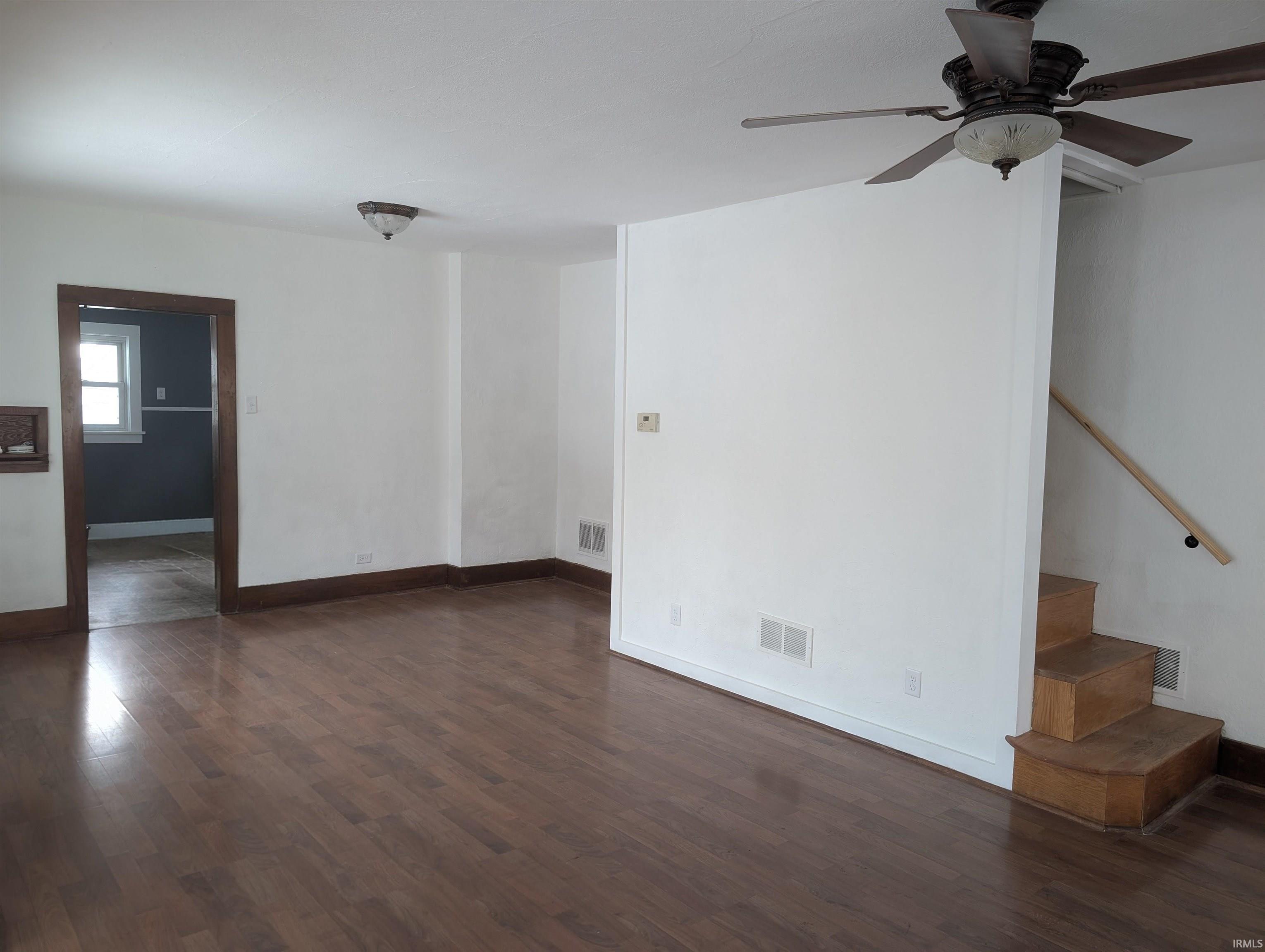 336 West Oak Street Butler, IN 46721 - Photo 7 of 14