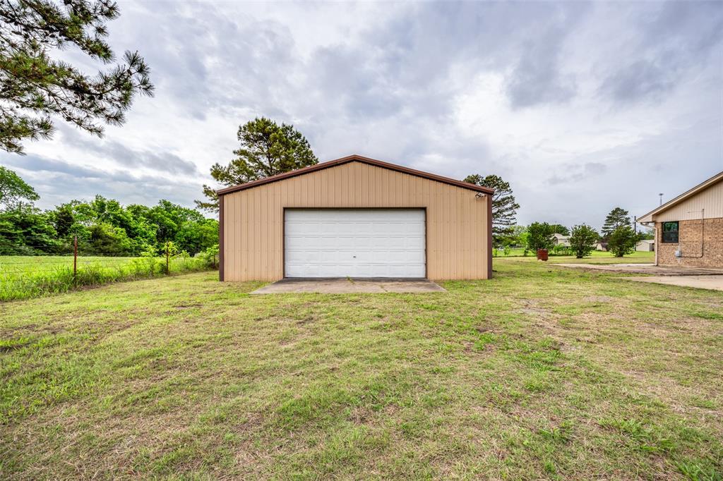 1972 Smith Oak Road Sherman, TX 75090 - Photo 3 of 37