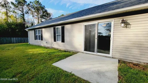 $1,900 | 1226 Beamon Lane, Wilmington, NC 28412