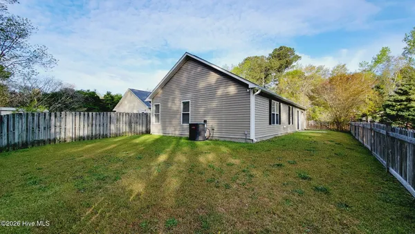 $1,900 | 1226 Beamon Lane, Wilmington, NC 28412