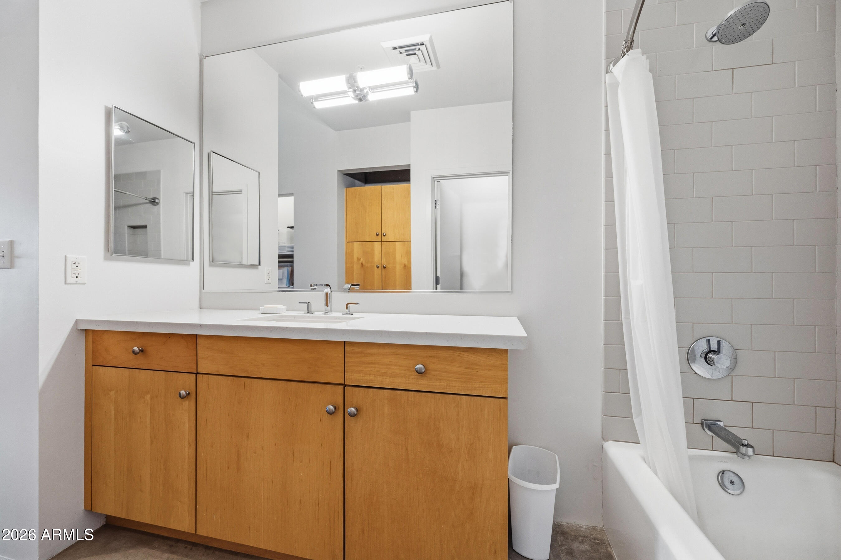 914 East Osborn Road, Unit 416 Phoenix, AZ 85014 - Photo 37 of 56 43-914EOR416-ocupix-
