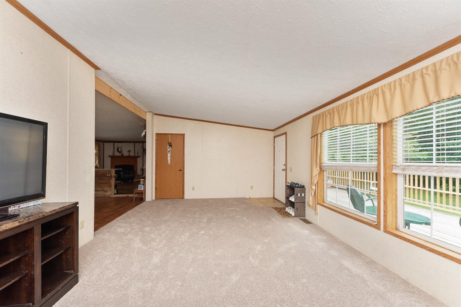 333 Jee Road Winchester, OH 45697 - Photo 14 of 30