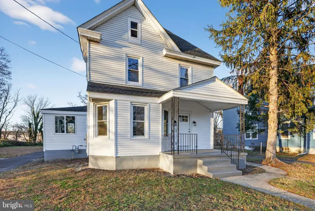 $369,000 | 269 West Broad Street, Paulsboro, NJ 08066