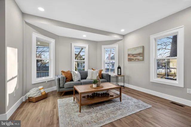 $359,000 | 269 West Broad Street, Paulsboro, NJ 08066