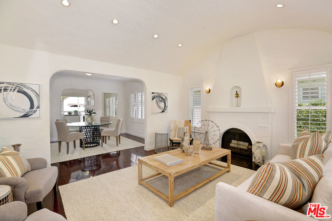 3760 May Street Los Angeles, CA 90066 - Photo 4 of 20