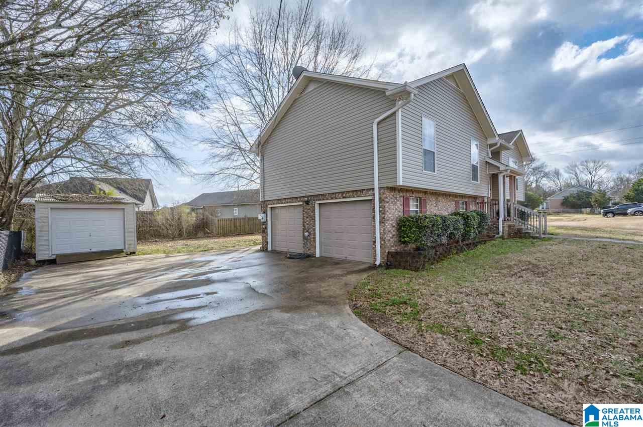 739 Cherokee Trail Warrior, AL 35180 - Photo 4 of 30