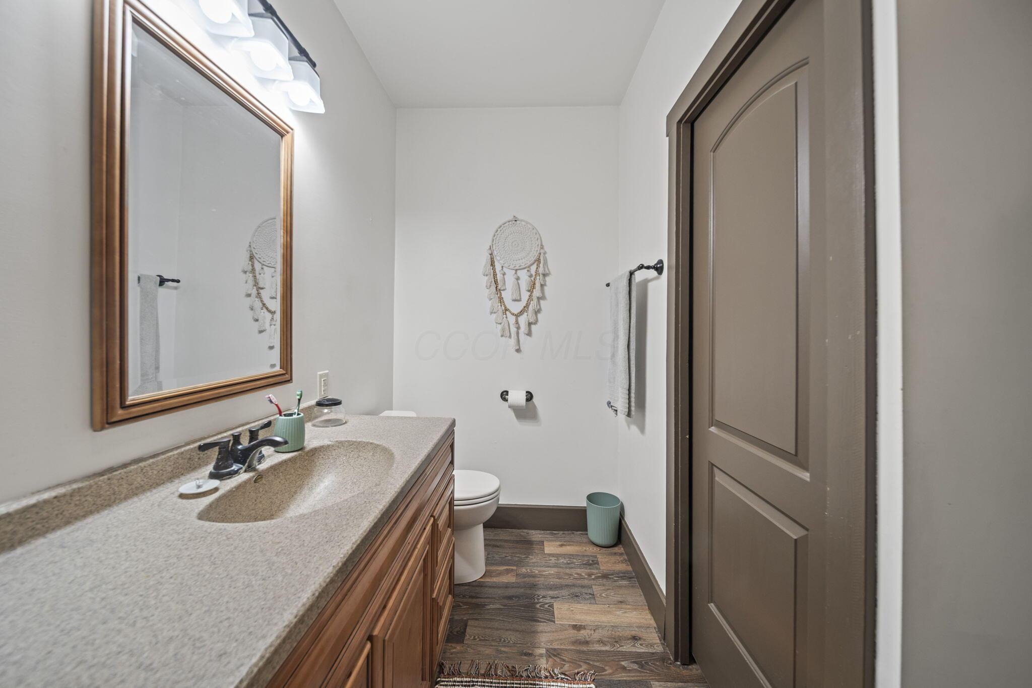 29814 Wolfe Road Circleville, OH 43113 - Photo 61 of 95 BATHROOM 4 (MOTHER IN LAW SUITE)