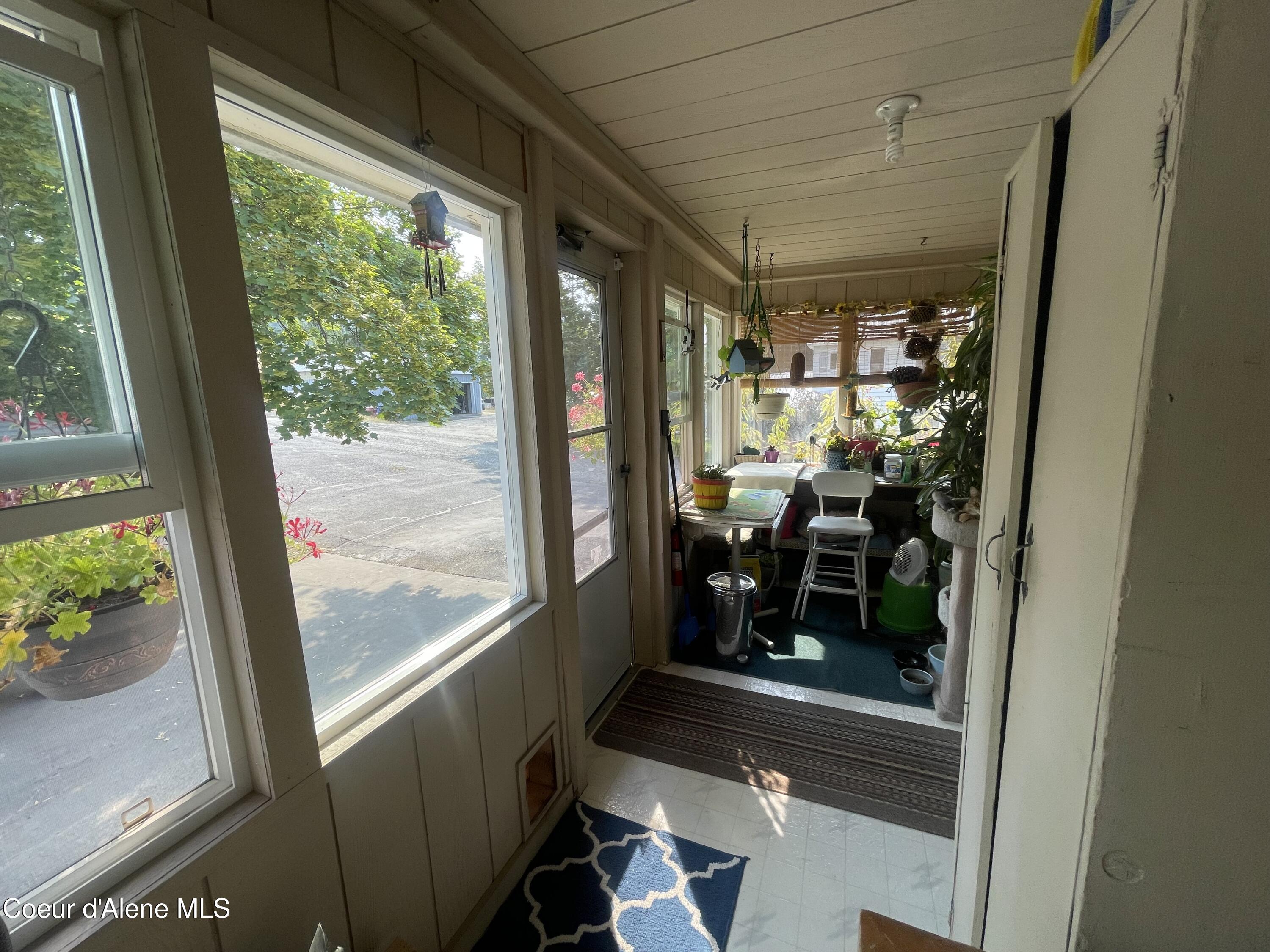 125 Sunset View Street St. Maries, ID 83861 - Photo 7 of 54 Upper Unit Sunroom