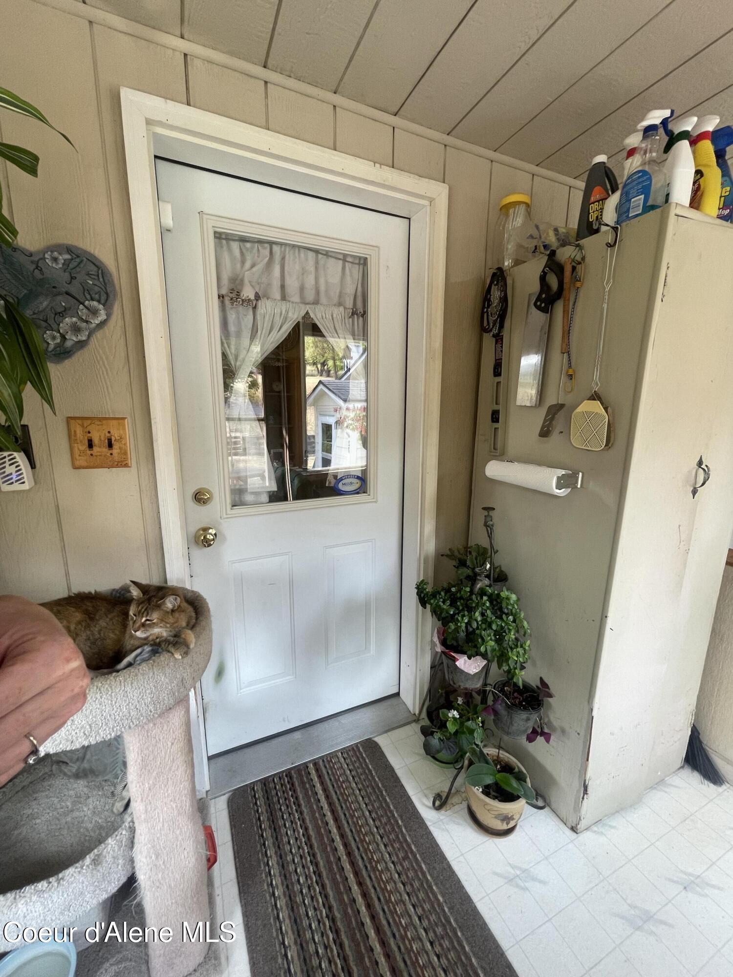 125 Sunset View Street St. Maries, ID 83861 - Photo 8 of 54 Upper Unit Entrance