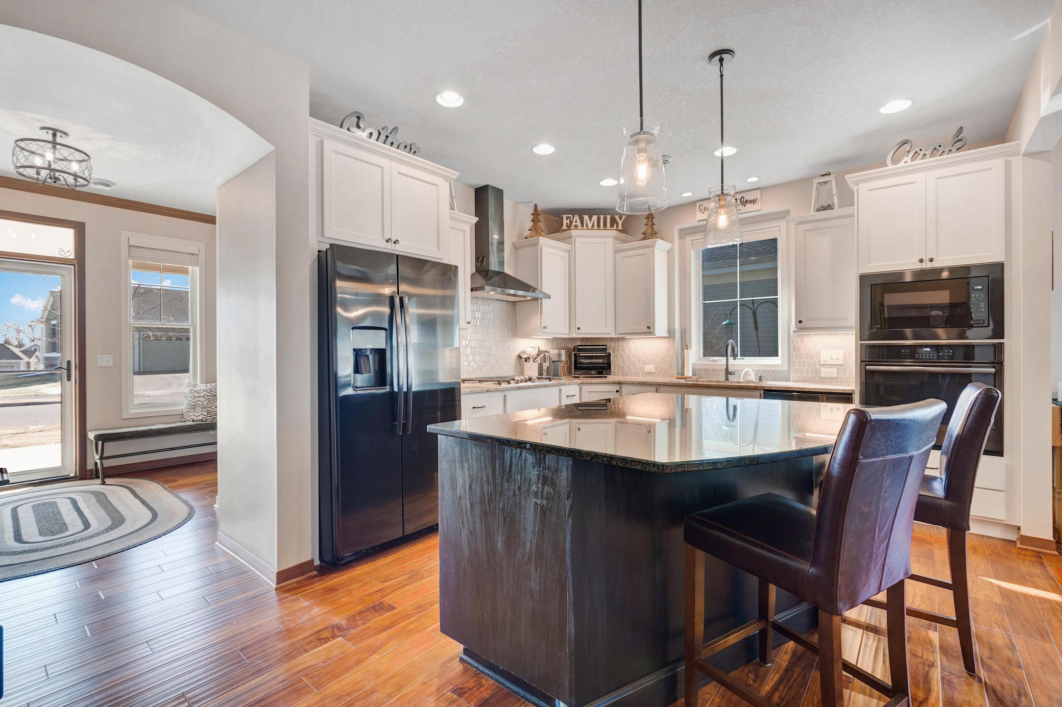 4725 Fable Road North Hugo, MN 55038 - Photo 11 of 53