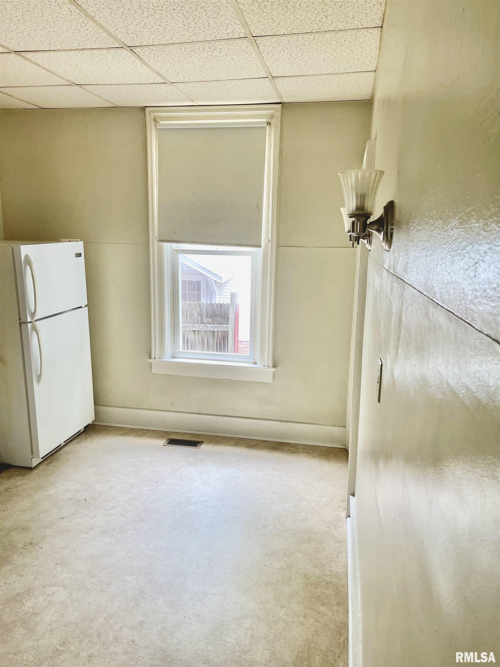 545 South Lincoln Avenue Springfield, IL 62704 - Photo 11 of 15