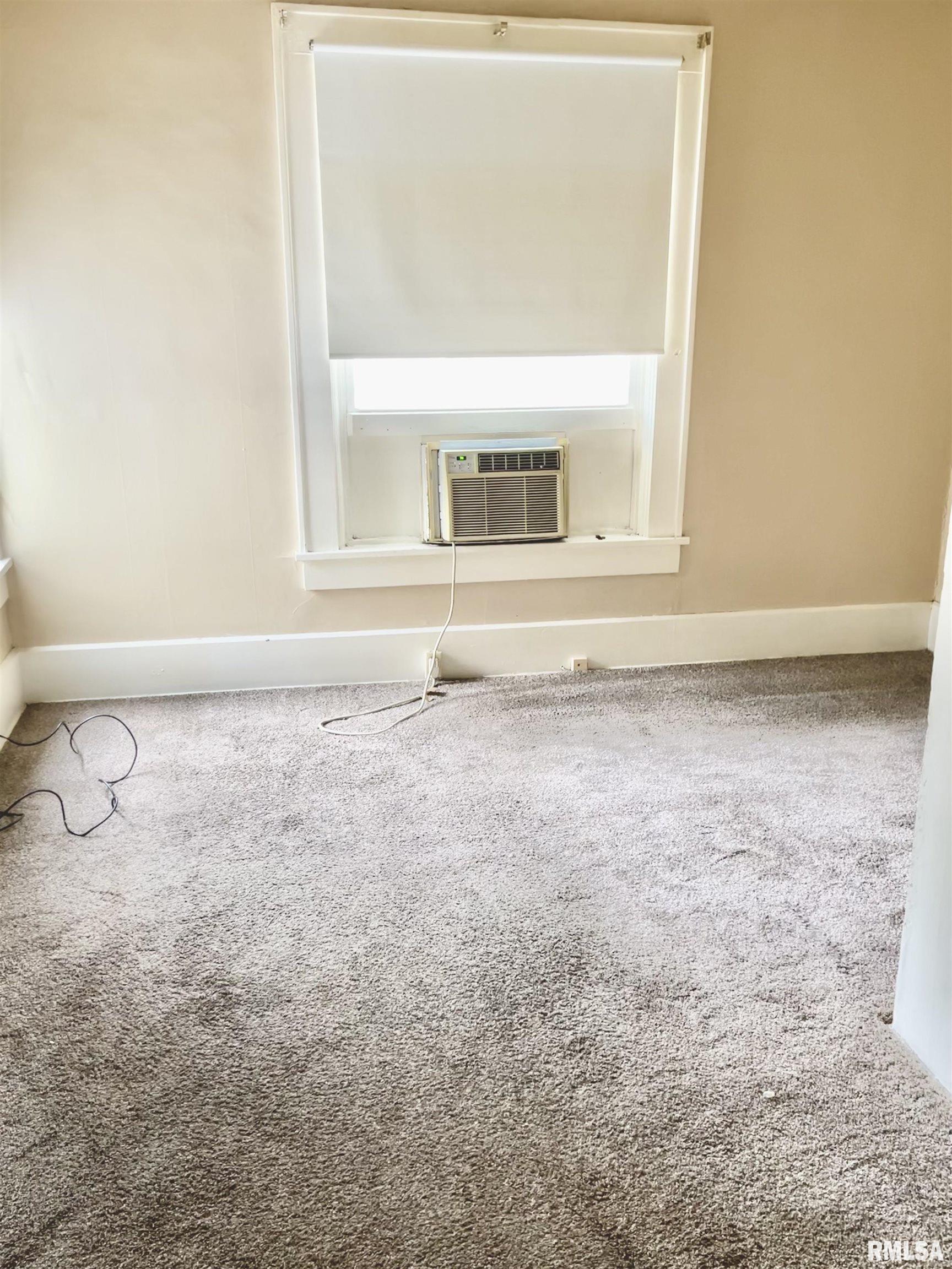 545 South Lincoln Avenue Springfield, IL 62704 - Photo 12 of 15