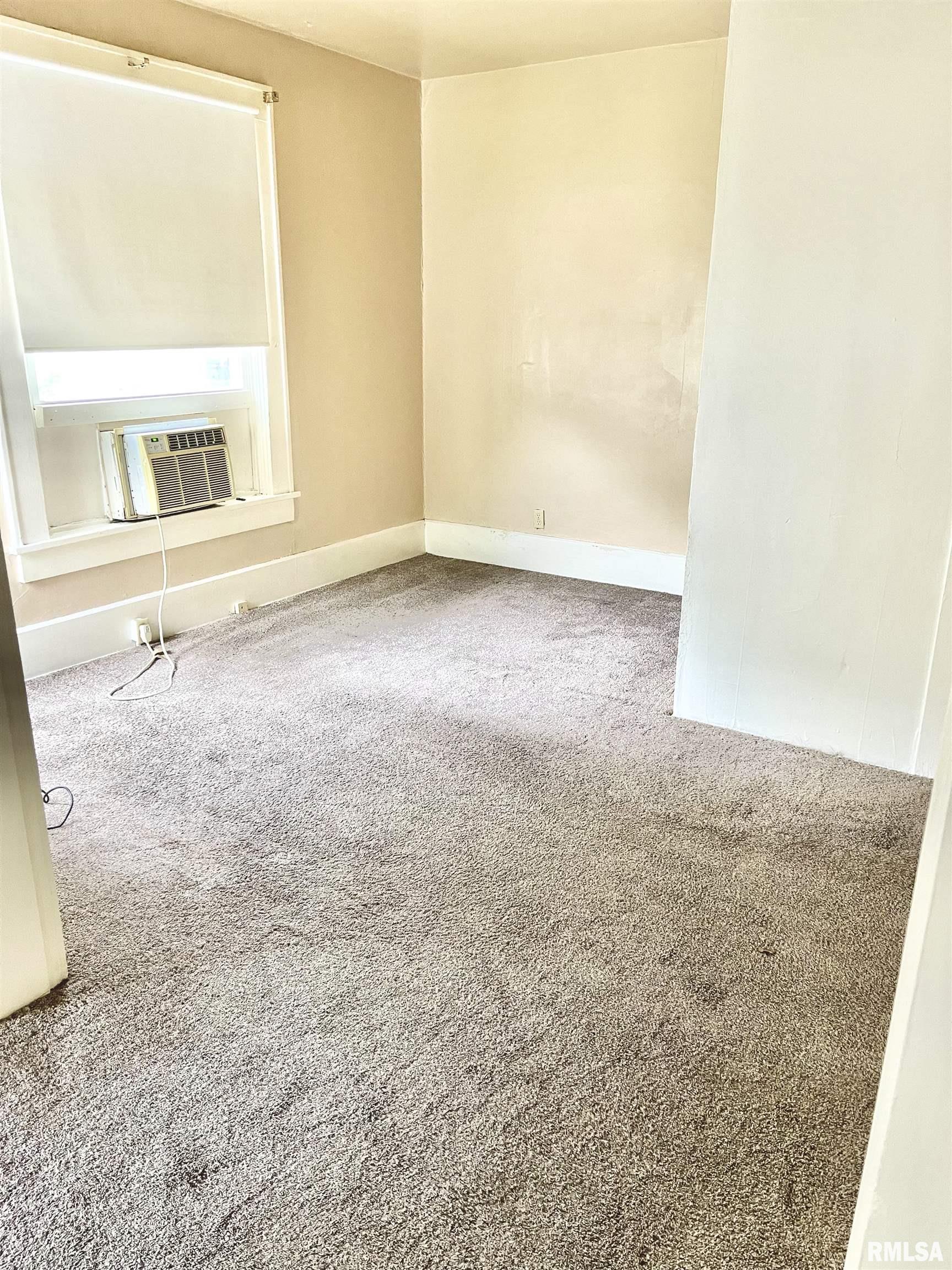 545 South Lincoln Avenue Springfield, IL 62704 - Photo 13 of 15