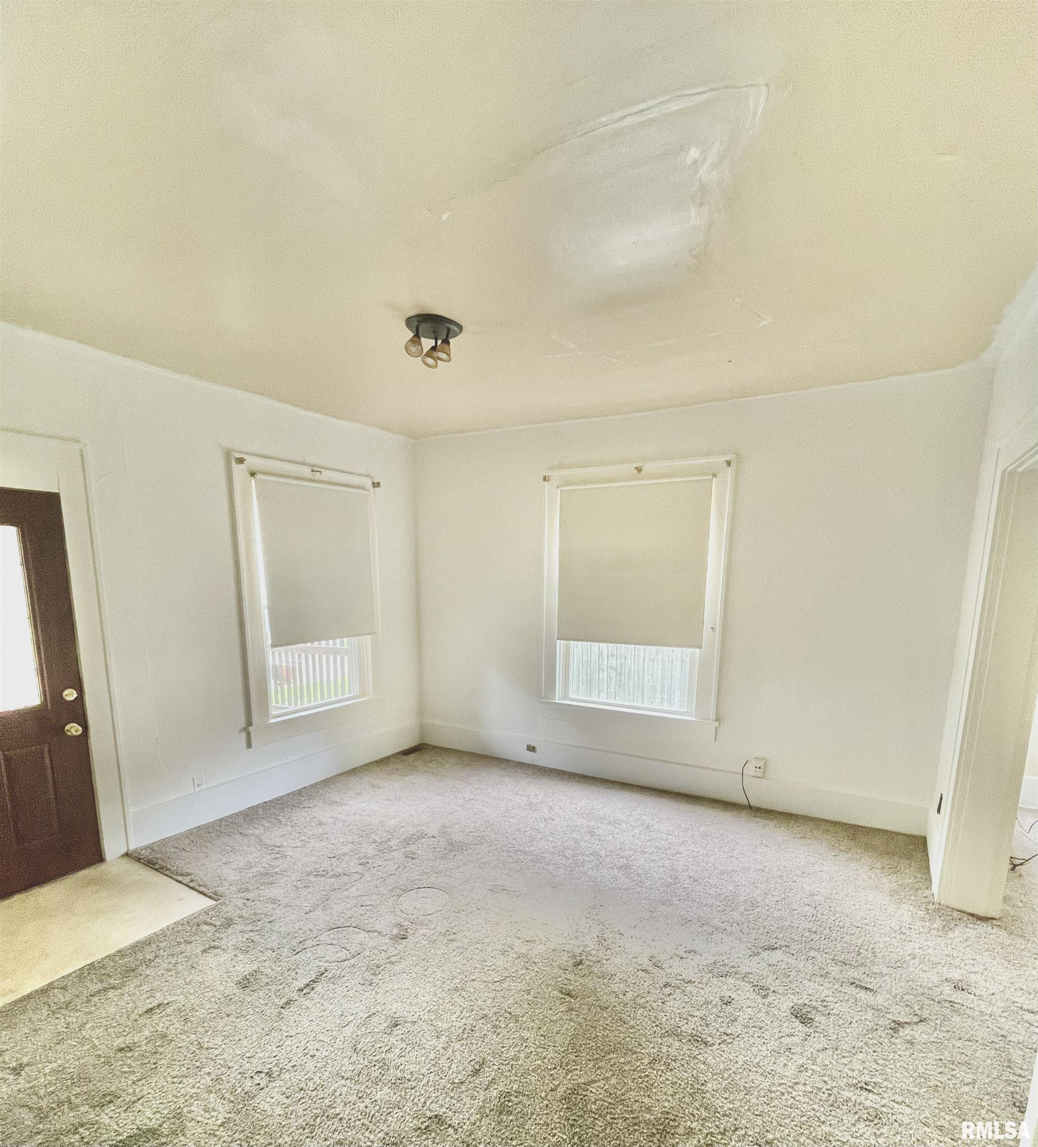 545 South Lincoln Avenue Springfield, IL 62704 - Photo 14 of 15