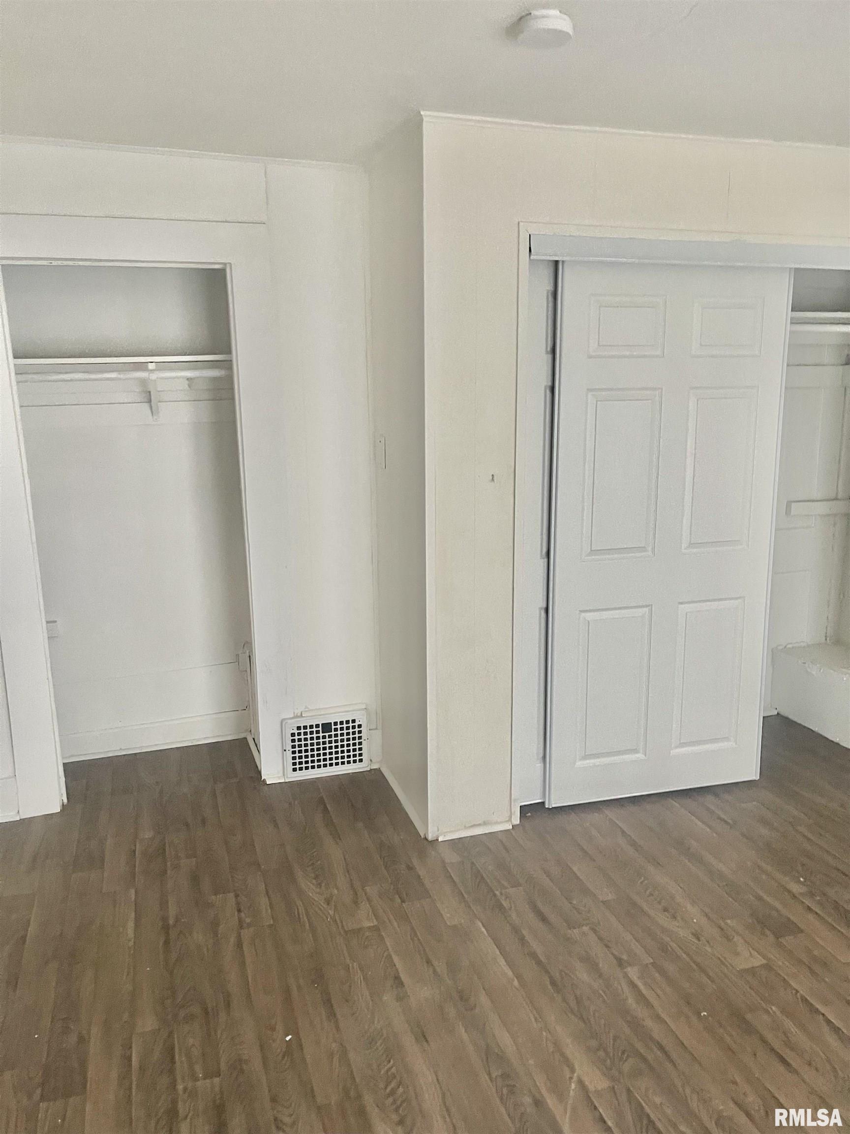 545 South Lincoln Avenue Springfield, IL 62704 - Photo 5 of 15