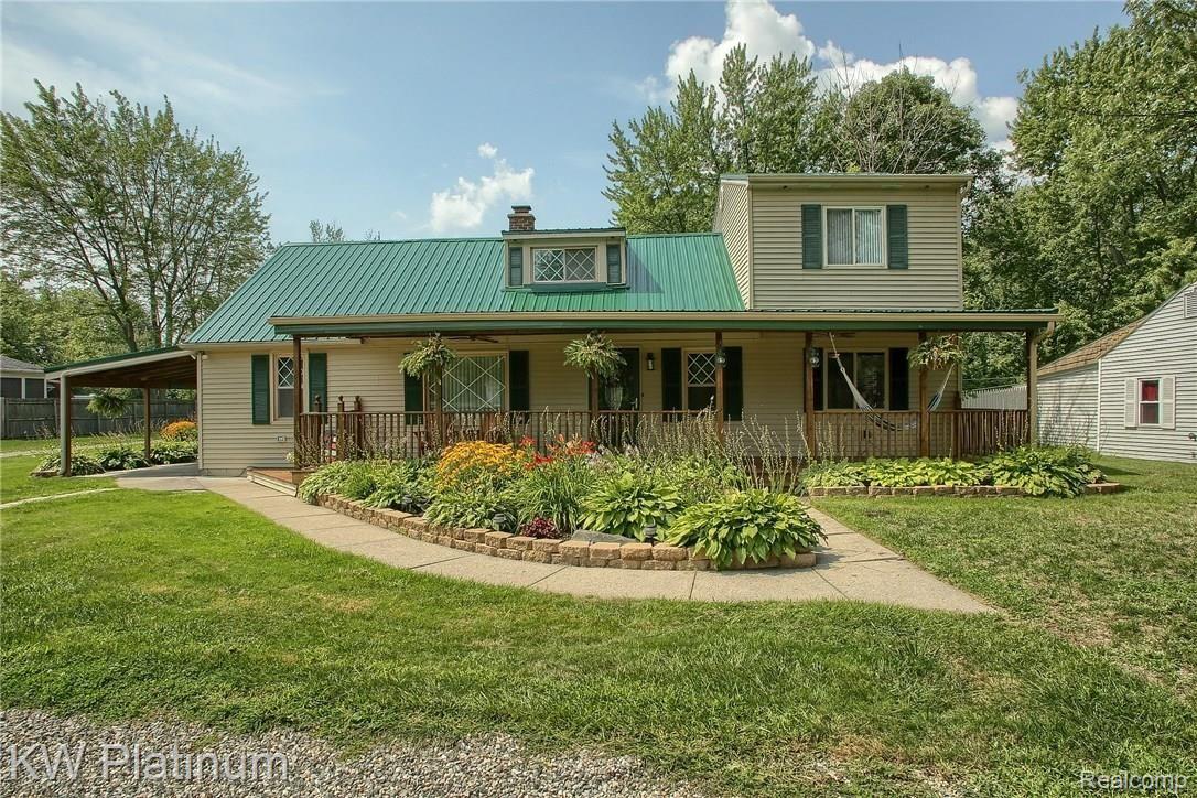32560 Sutton Road New Baltimore, MI 48047 - Photo 1 of 35 Front.jpg