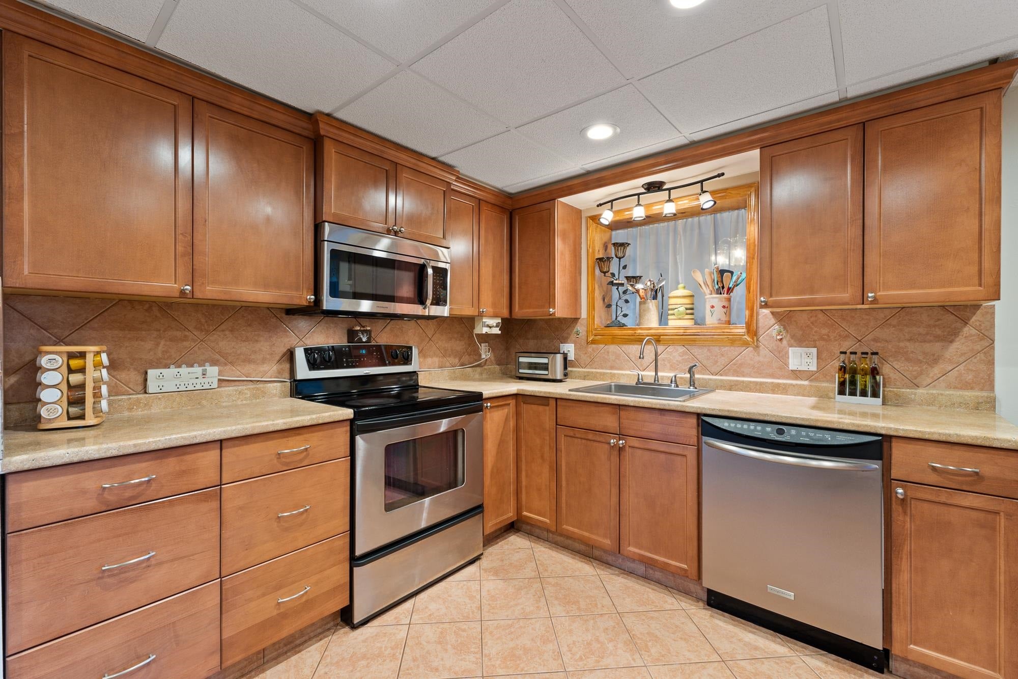3000 Ferguson Road Huntington, WV 25705 - Photo 11 of 32 Gallery Image 11