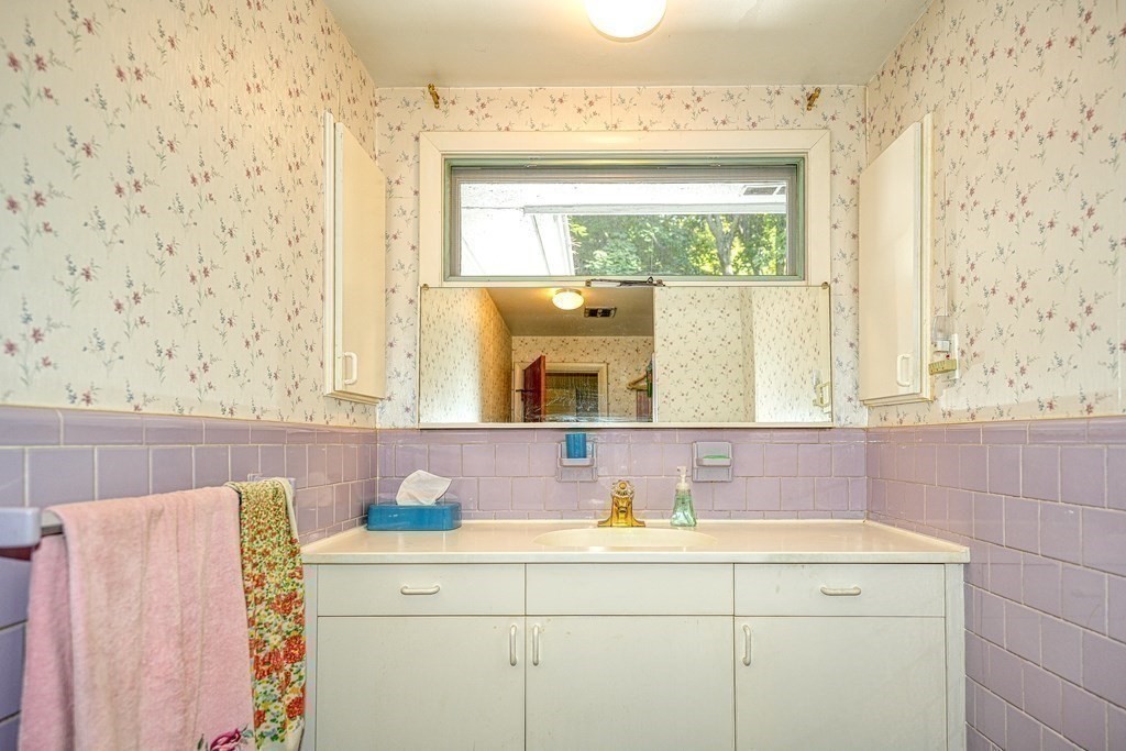 6 Saddle Club Road Lexington, MA 02420 - Photo 15 of 32 Gallery Image 15