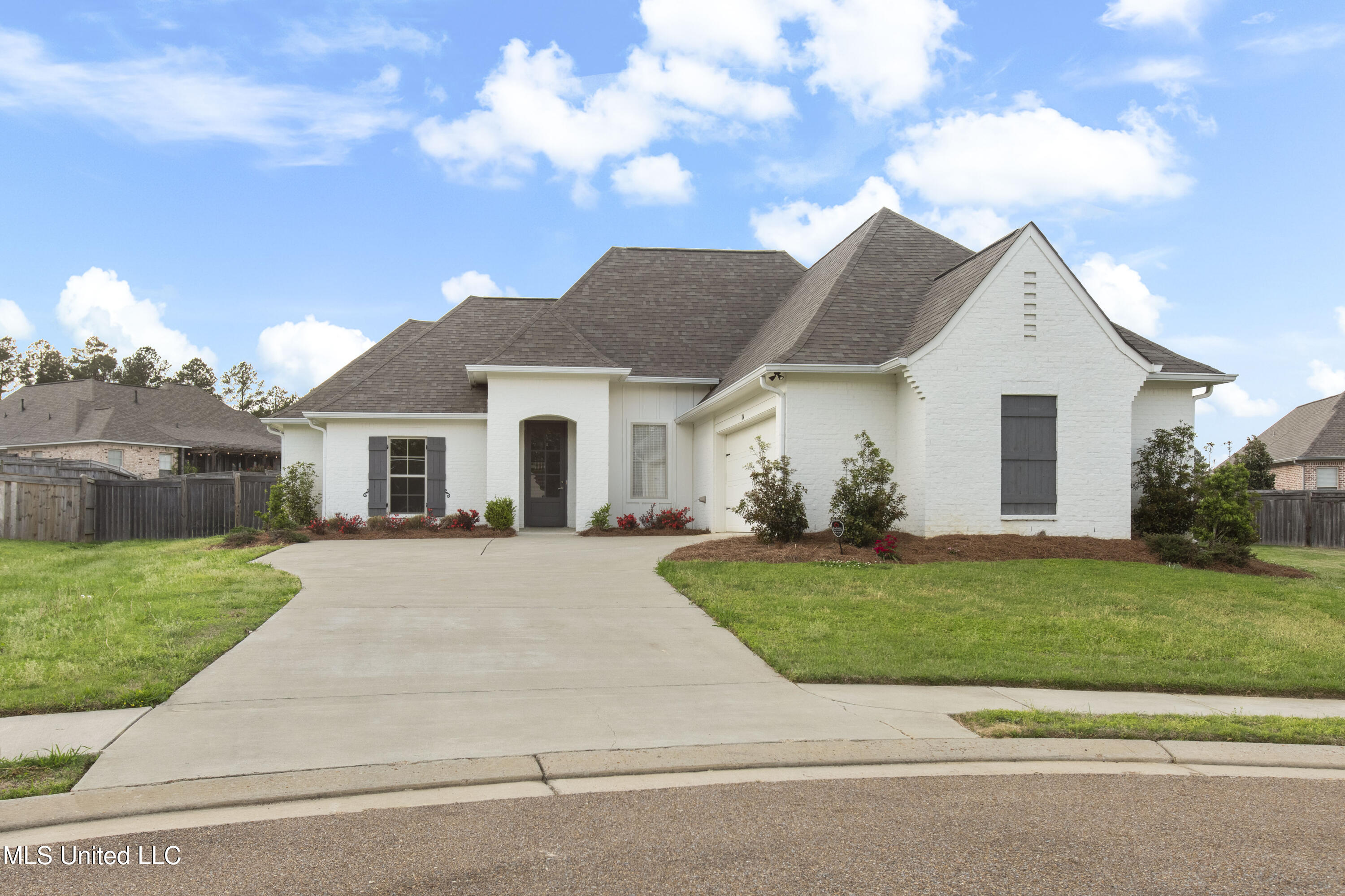 104 Neville Cove Madison, MS 39110 - Photo 1 of 44 104 Neville-1