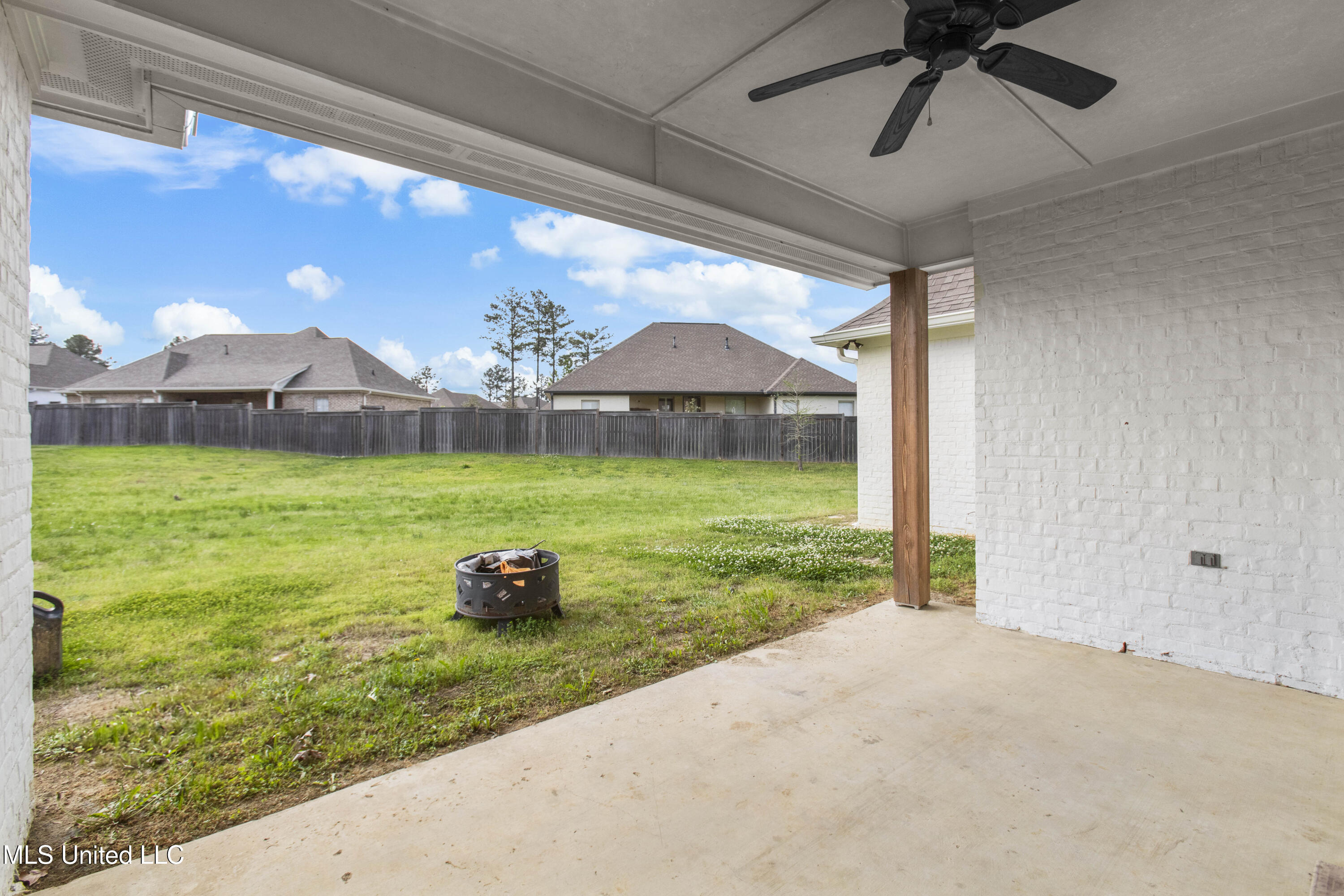104 Neville Cove Madison, MS 39110 - Photo 36 of 44 104 Neville-38
