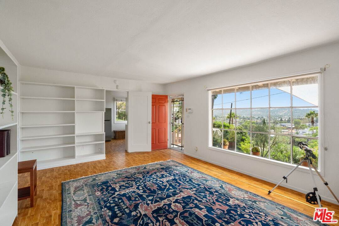 3104 Roderick Place Los Angeles, CA 90065 - Photo 7 of 31 Gallery Image 7