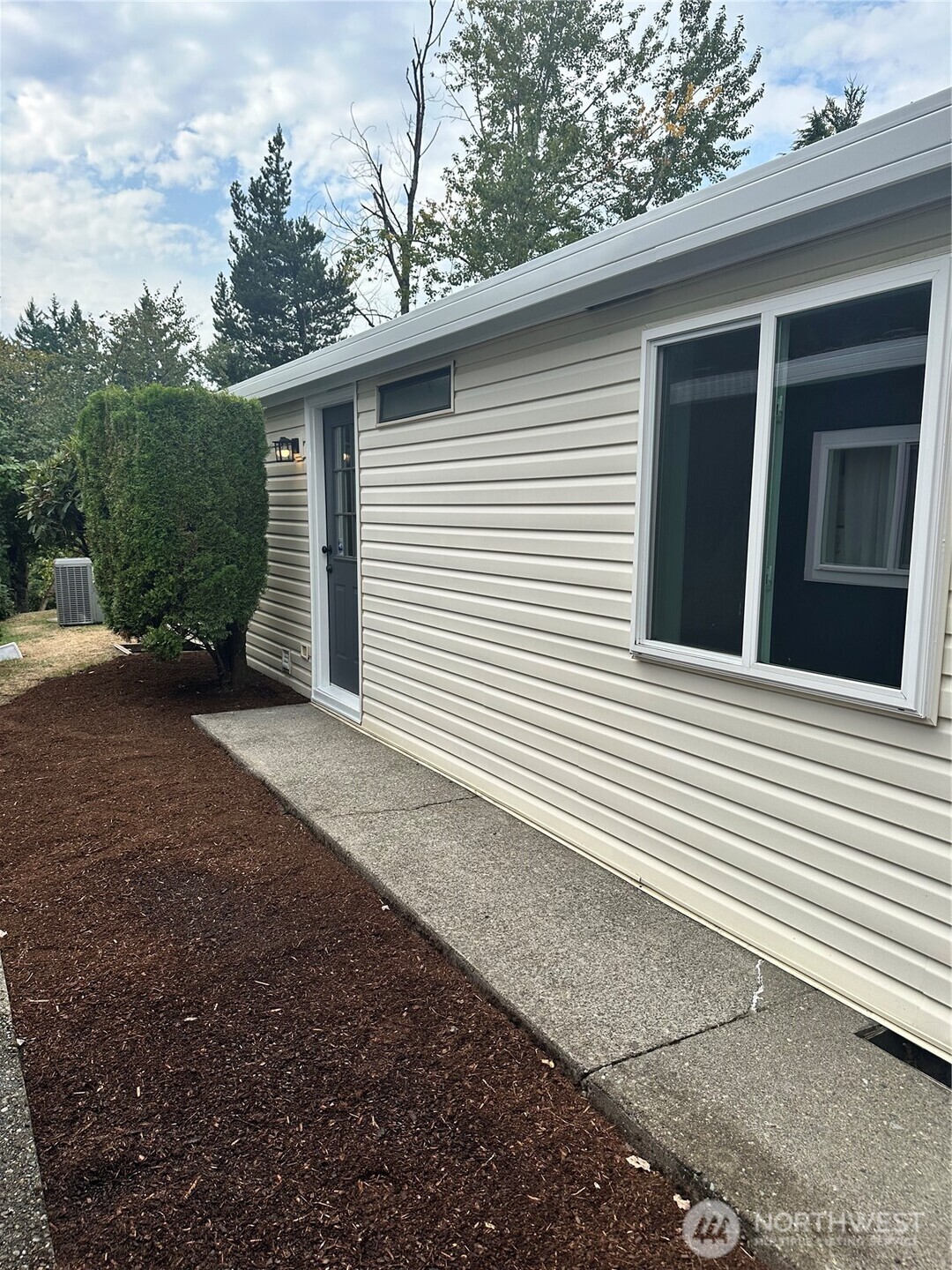 375 Union Avenue Southeast, Unit 61 Renton, WA 98059 - Photo 31 of 39 Gallery Image 31