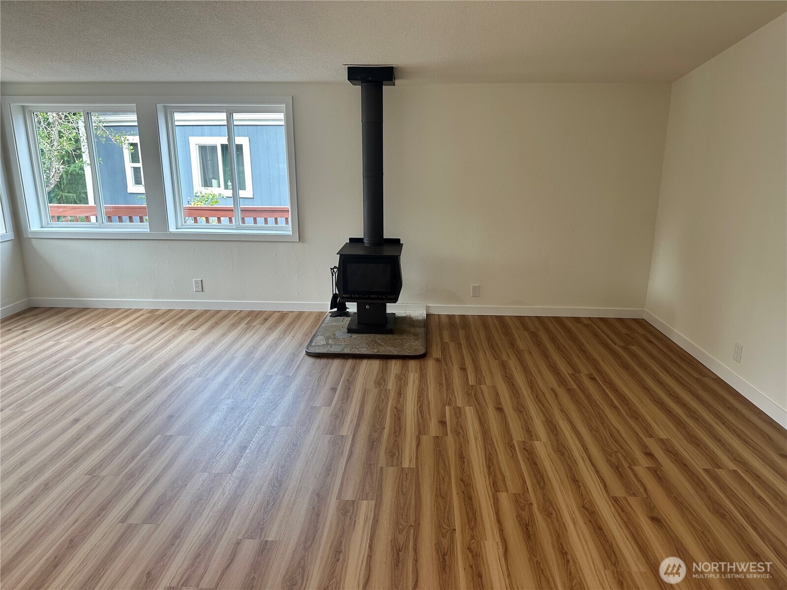 375 Union Avenue Southeast, Unit 61 Renton, WA 98059 - Photo 9 of 39 Gallery Image 9