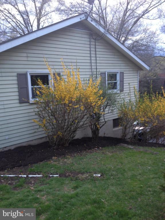320 Hillside Road Elizabethtown, PA 17022 - Photo 5 of 21 Gallery Image 5