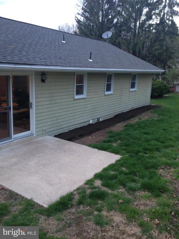 320 Hillside Road Elizabethtown, PA 17022 - Photo 6 of 21 Gallery Image 6