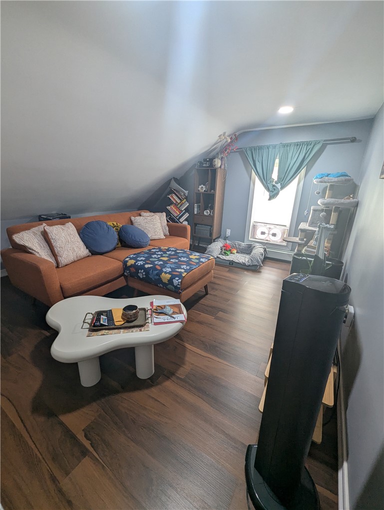 123 Laban Street Providence, RI 02909 - Photo 17 of 42