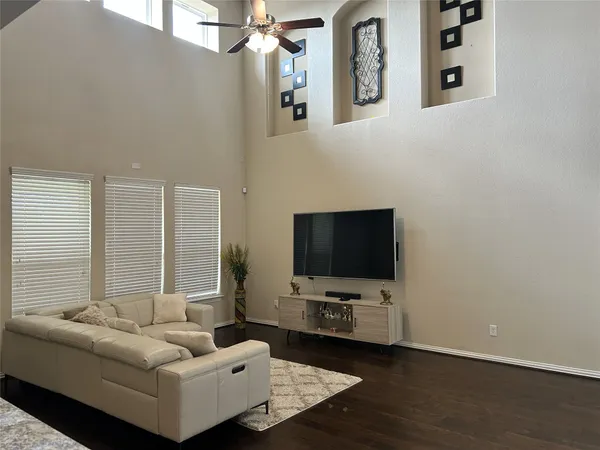 $2,950 | 159 Joseph Drive, Buda, TX 78610