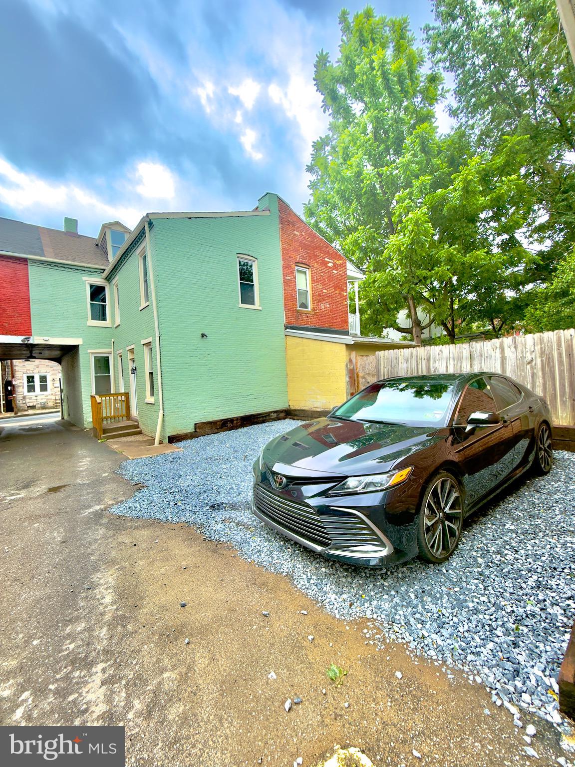 321 Beaver Street Lancaster, PA 17603 - Photo 7 of 26