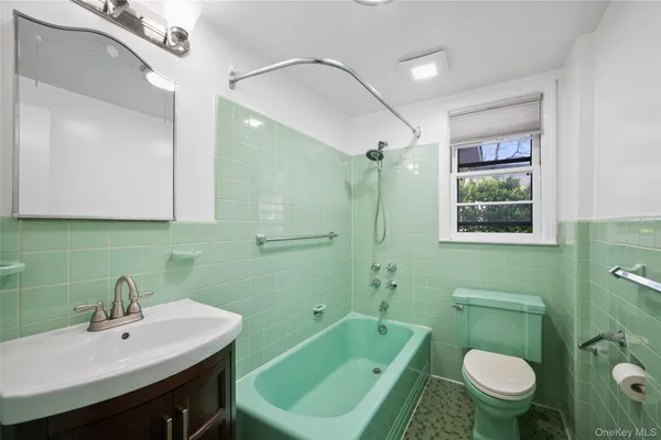 $7,800 | 6 Wildway, Bronxville, NY 10708