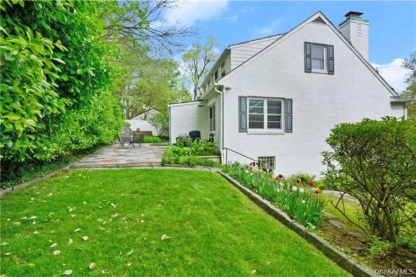 $7,800 | 6 Wildway, Bronxville, NY 10708