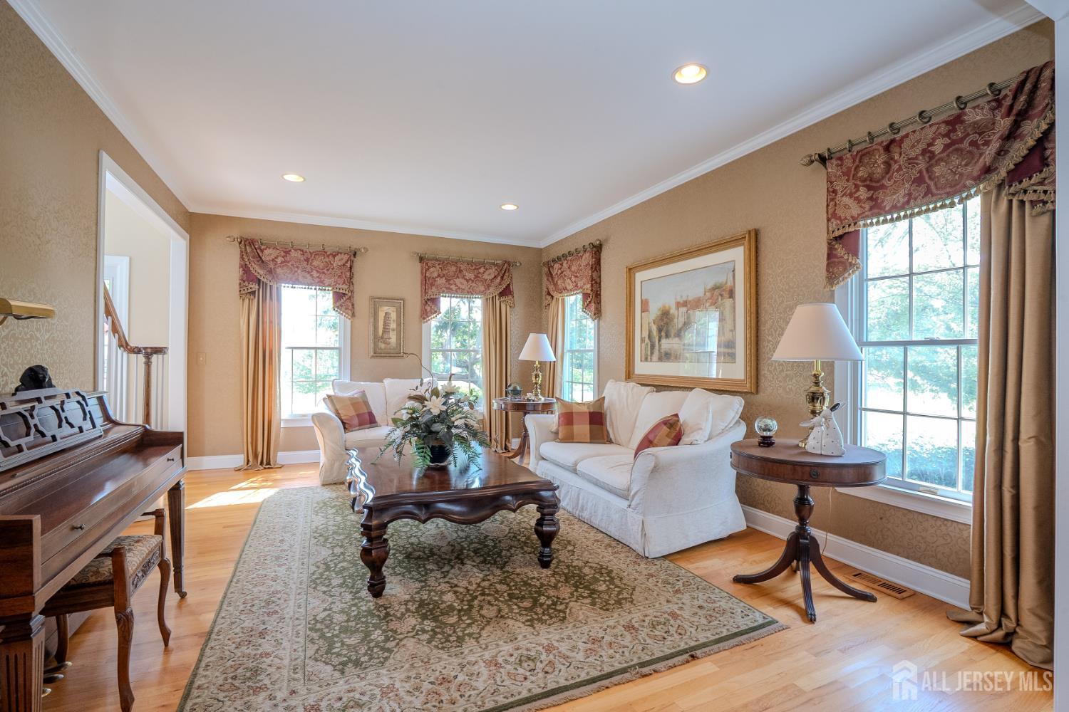 44 Titus Road Skillman, NJ 08558 - Photo 11 of 63