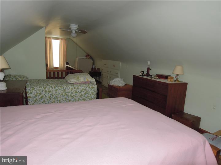 47 Collins Road Hamilton, NJ 08619 - Photo 13 of 14 Bedroom