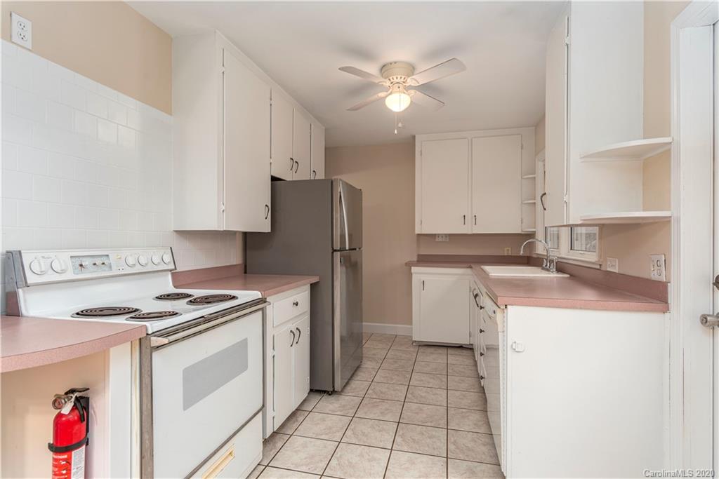 97 School Road Asheville, NC 28806 - Photo 7 of 24 Gallery Image 7