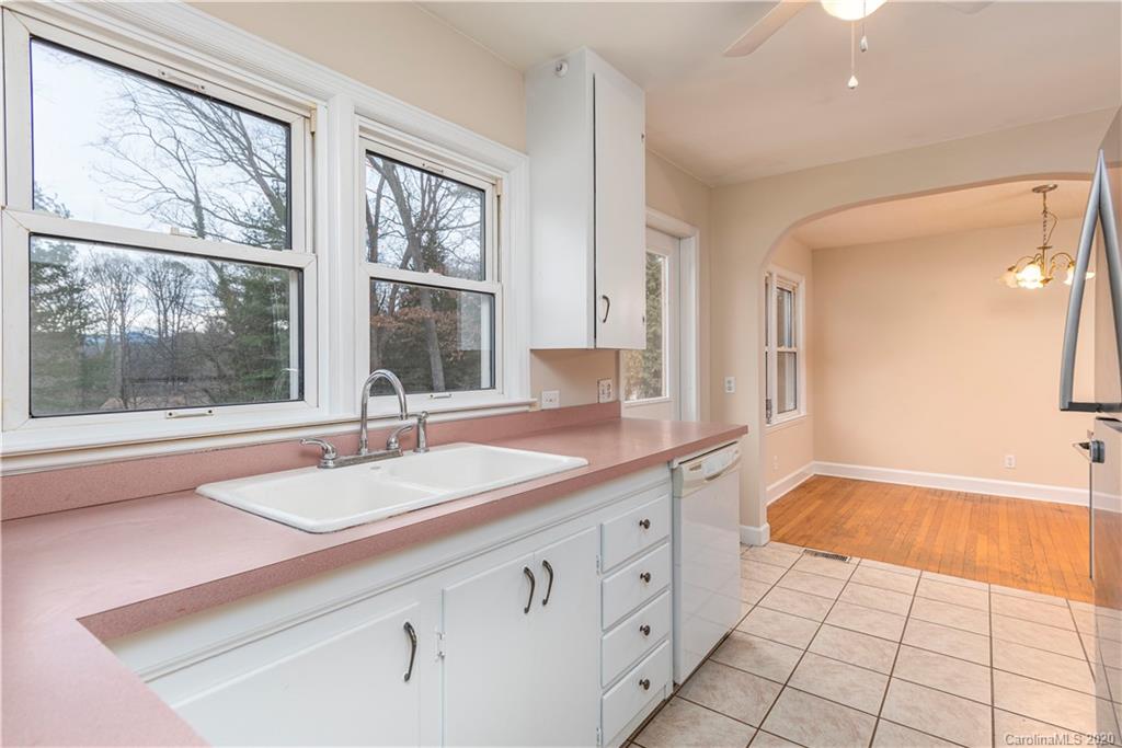 97 School Road Asheville, NC 28806 - Photo 8 of 24 Gallery Image 8