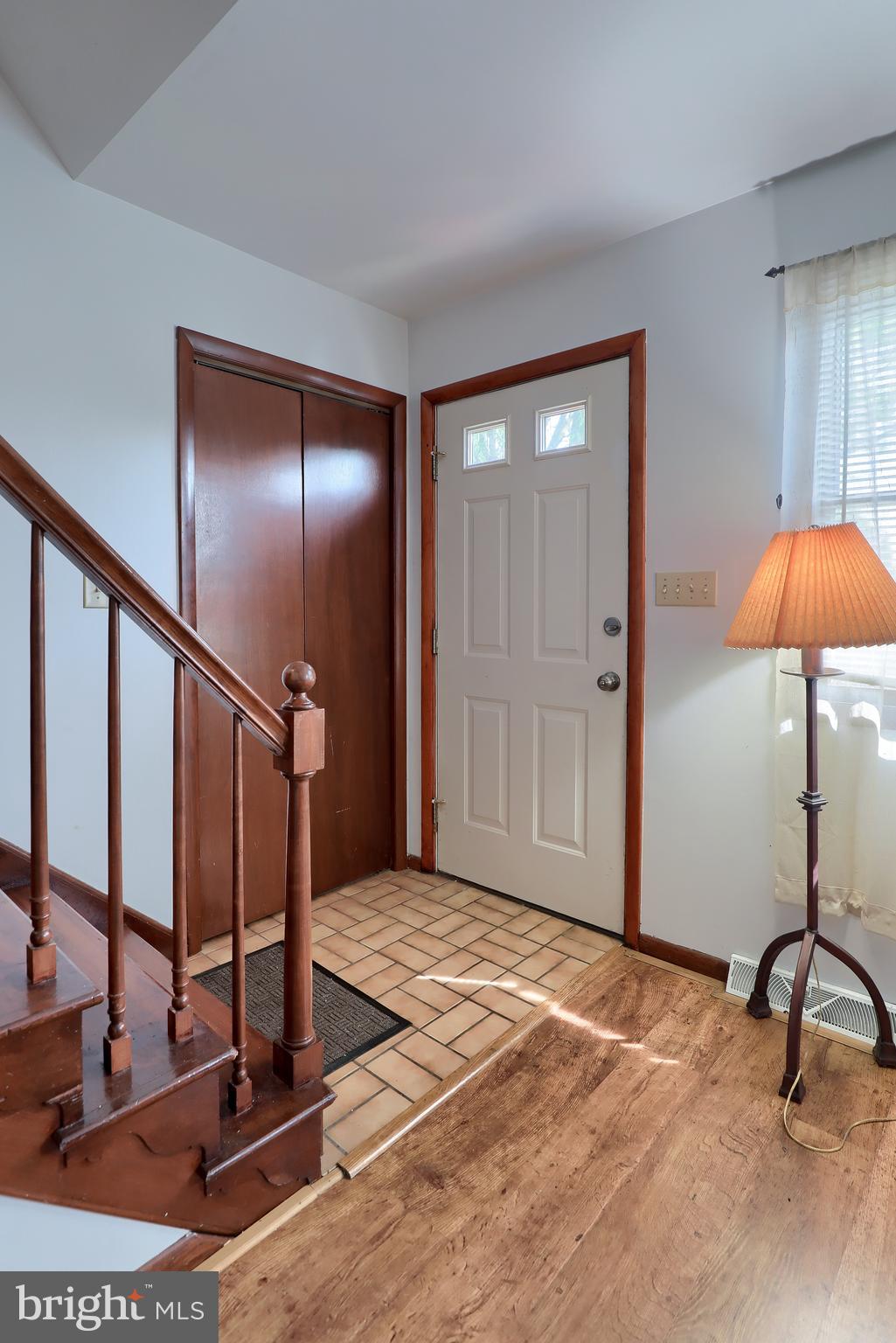 1117 Stony Battery Road Lancaster, PA 17601 - Photo 3 of 25 Gallery Image 3