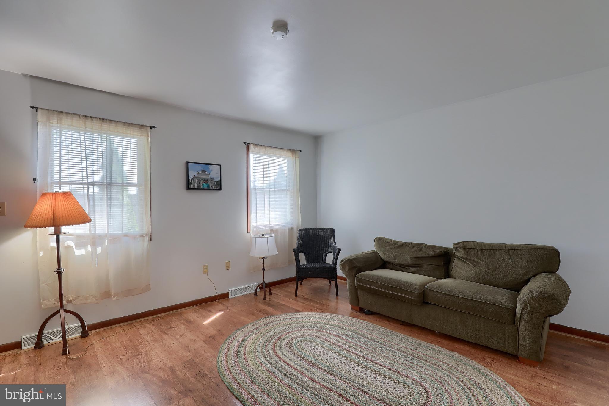 1117 Stony Battery Road Lancaster, PA 17601 - Photo 4 of 25 Gallery Image 4