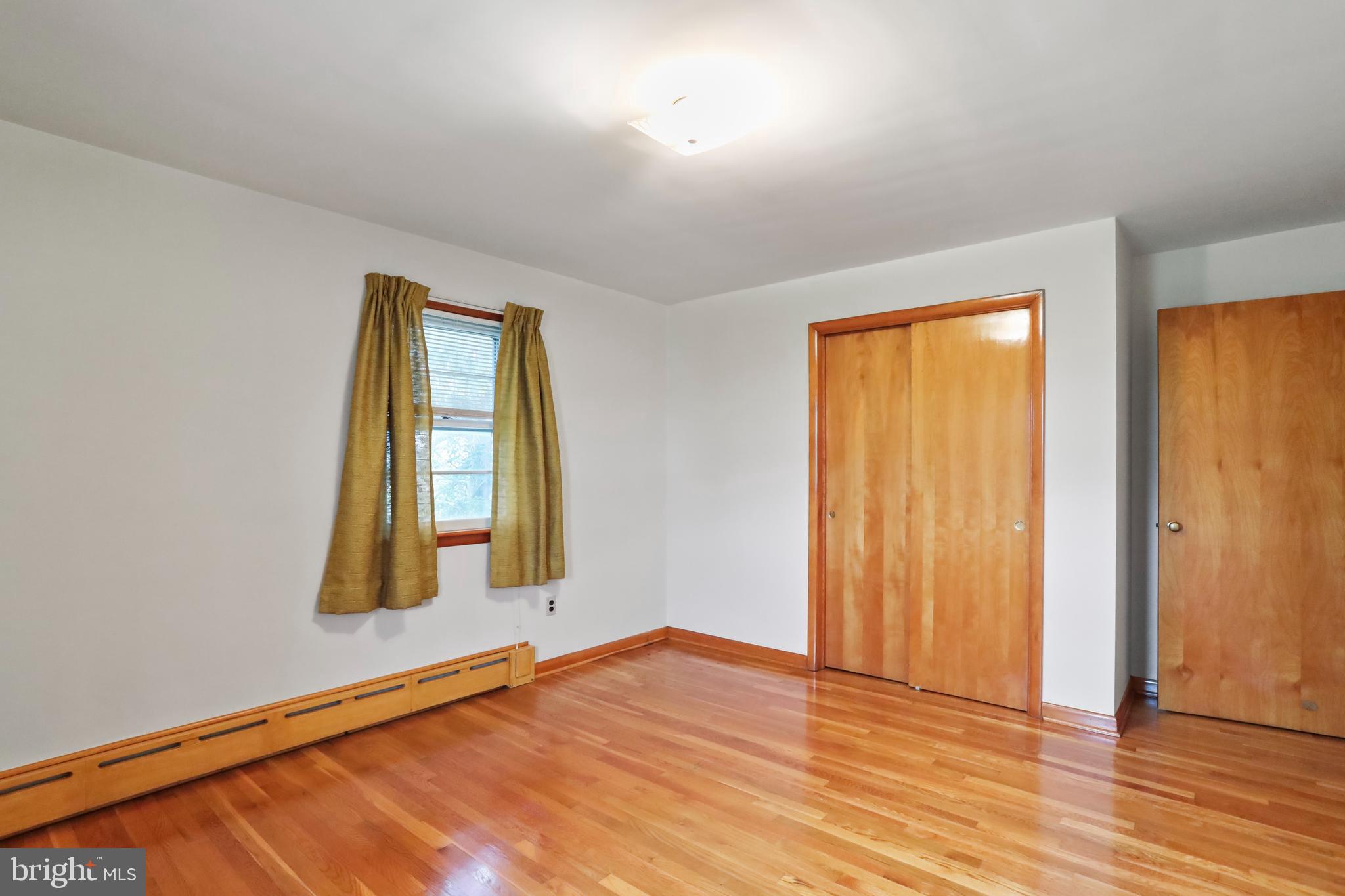 2632 Braddock Road Mount Airy, MD 21771 - Photo 18 of 40 Bedroom 1