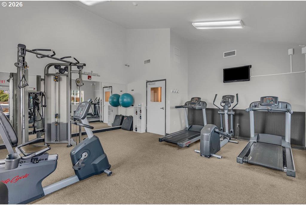 12450 Southwest Fischer Road, Unit 235 Portland, OR 97224 - Photo 35 of 39 Gallery Image 35