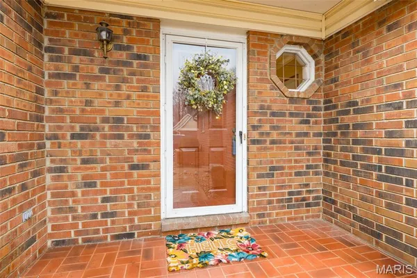 $195,000 | 951 Riverwood Pl Drive, Florissant, MO 63031