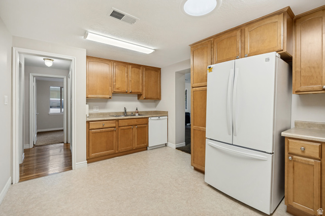 831 Vics Road Sandy, UT 84094 - Photo 9 of 18