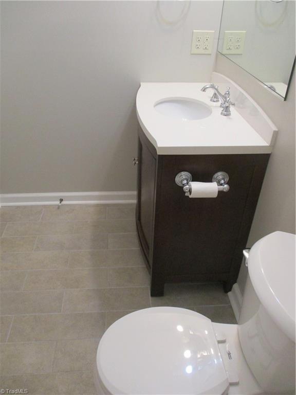 2211 Chambers Street High Point, NC 27263 - Photo 36 of 47 Hall bath
