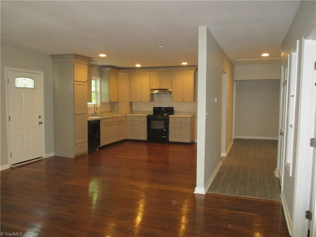 2211 Chambers Street High Point, NC 27263 - Photo 8 of 47 LR