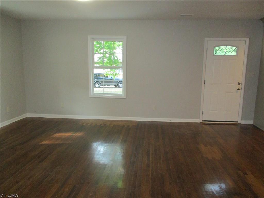 2211 Chambers Street High Point, NC 27263 - Photo 10 of 47 LR