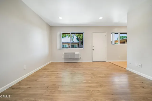 $1,995 | 761 East Orange Grove Boulevard, Unit 14, Pasadena, CA 91104