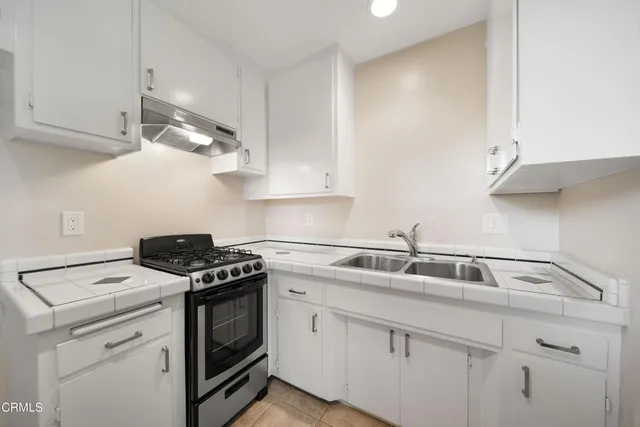 $1,995 | 761 East Orange Grove Boulevard, Unit 14, Pasadena, CA 91104